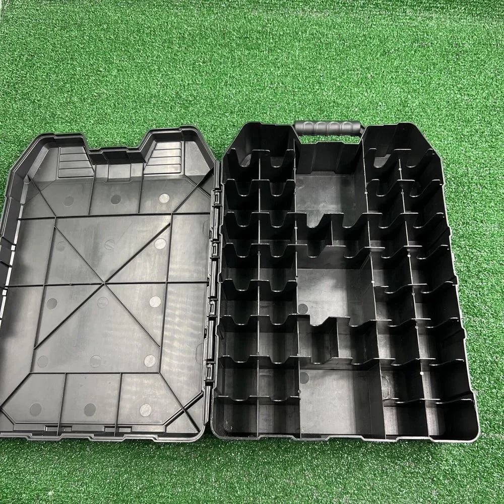 Hot Wheels 2020 by Tara Empty Car Storage Case‎ w/ Handle Holds 48 Cars Black